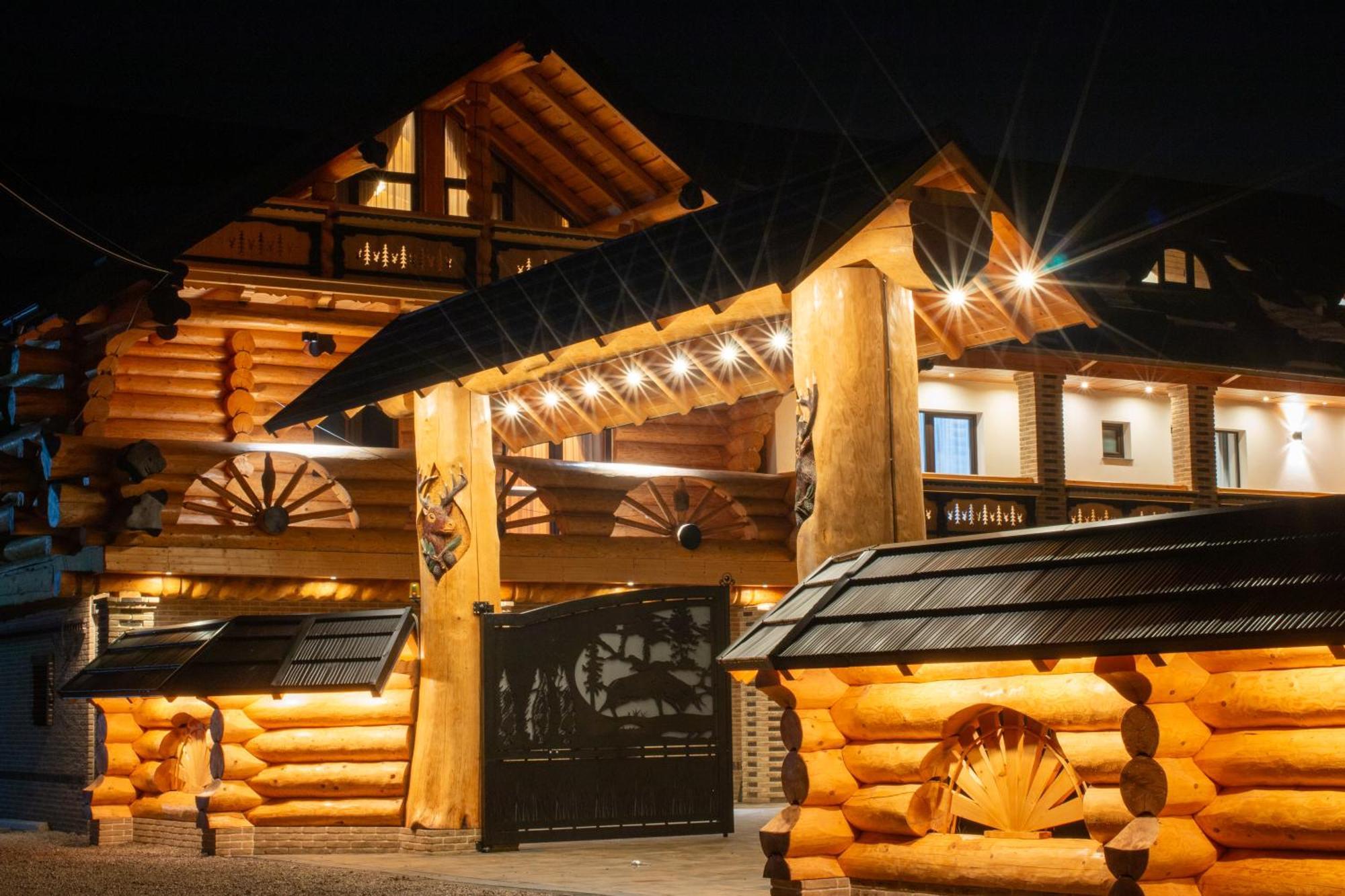 Hotel Domeniul Nordului Bucovlna à Vama  Extérieur photo