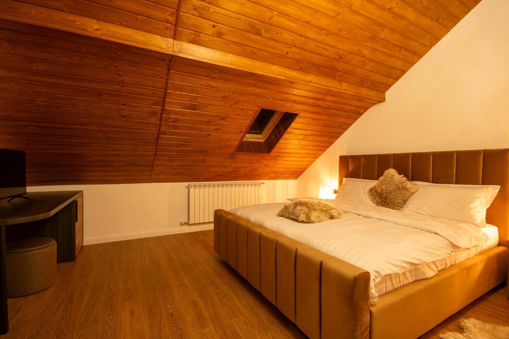 Hotel Domeniul Nordului Bucovlna à Vama  Extérieur photo