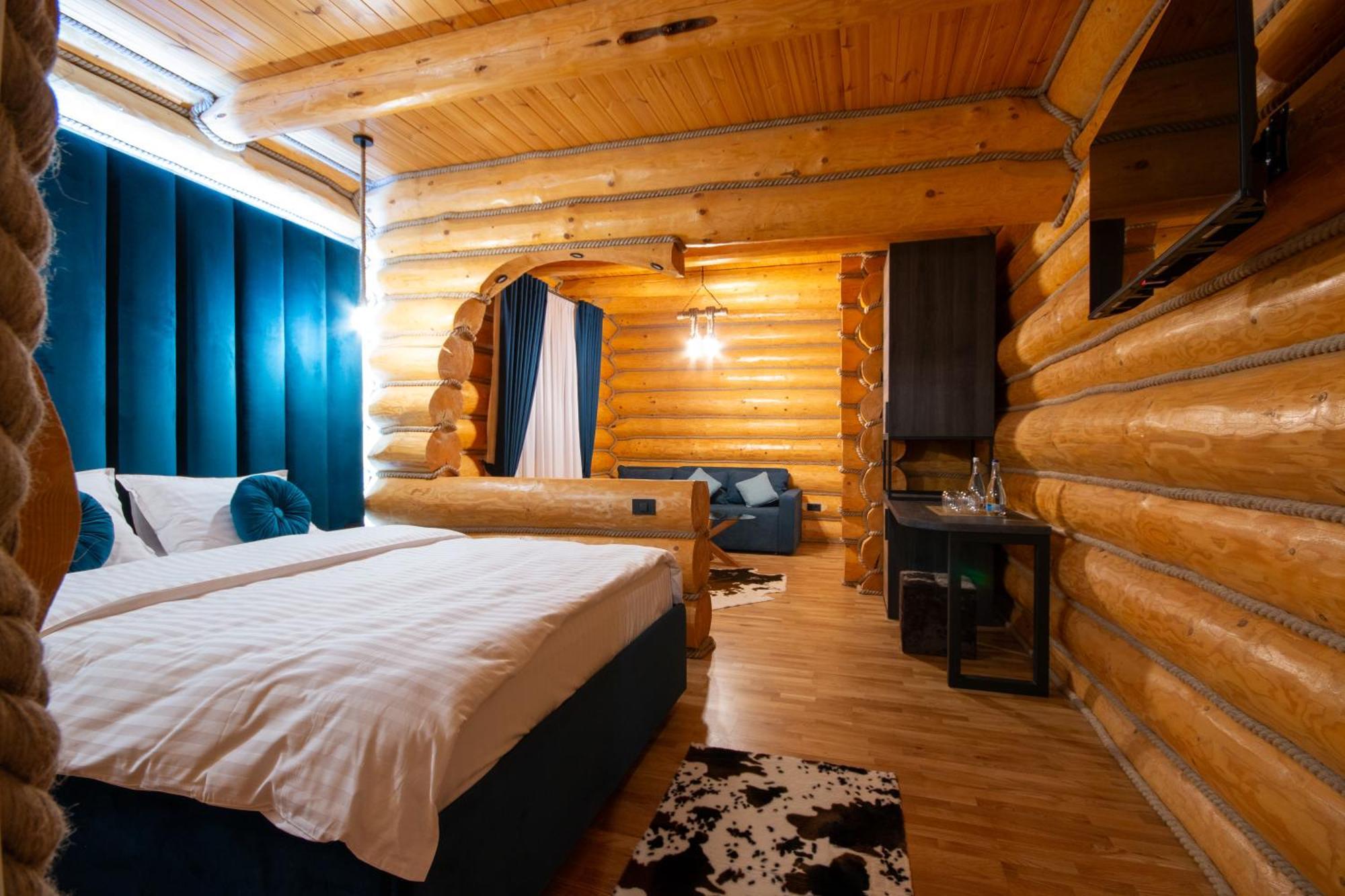 Hotel Domeniul Nordului Bucovlna à Vama  Extérieur photo