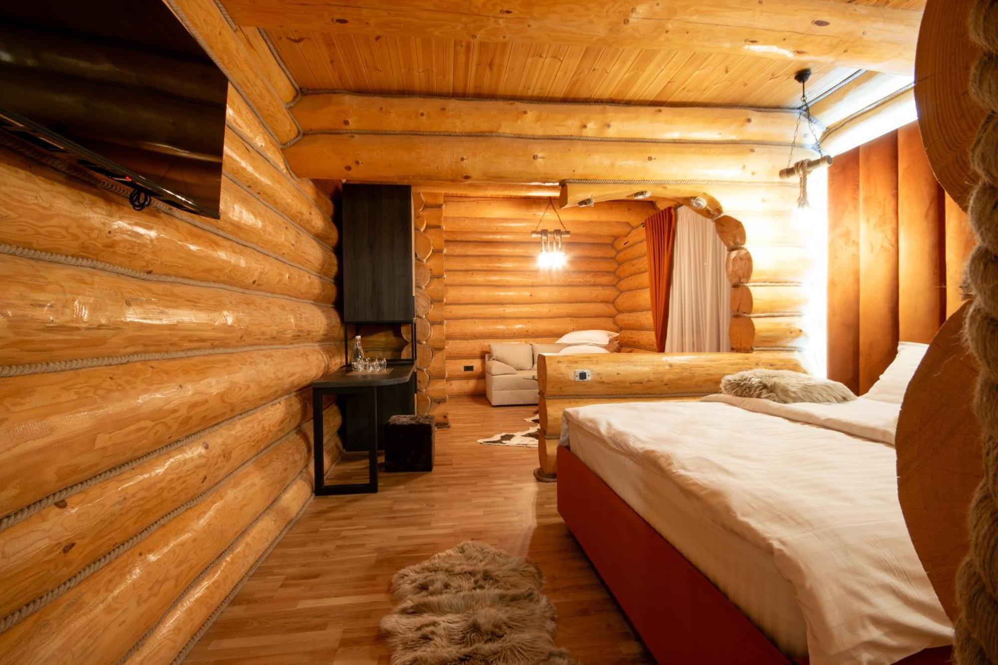 Hotel Domeniul Nordului Bucovlna à Vama  Extérieur photo