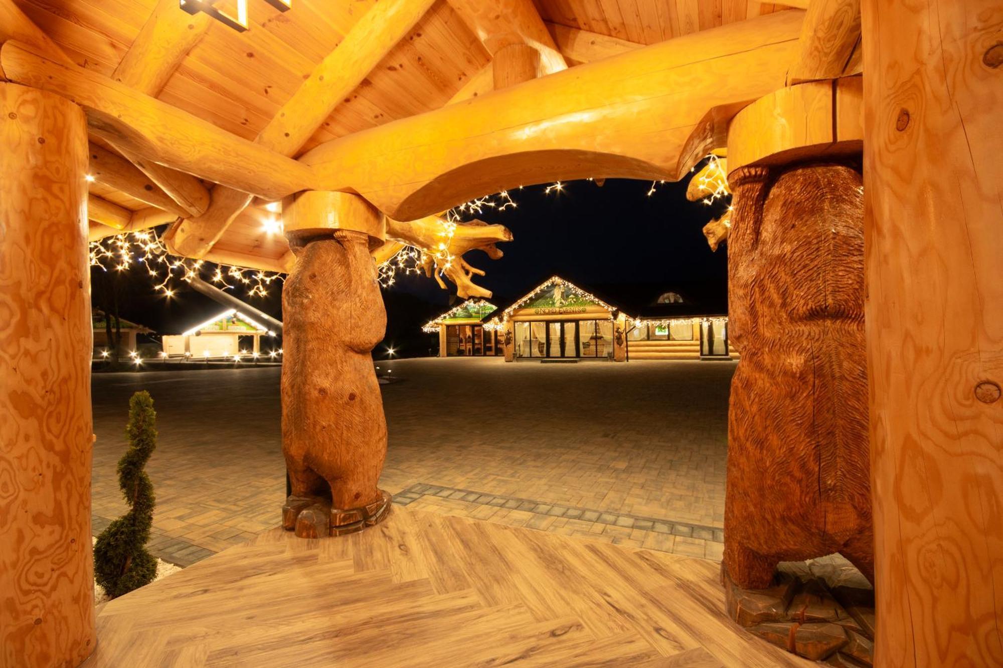 Hotel Domeniul Nordului Bucovlna à Vama  Extérieur photo