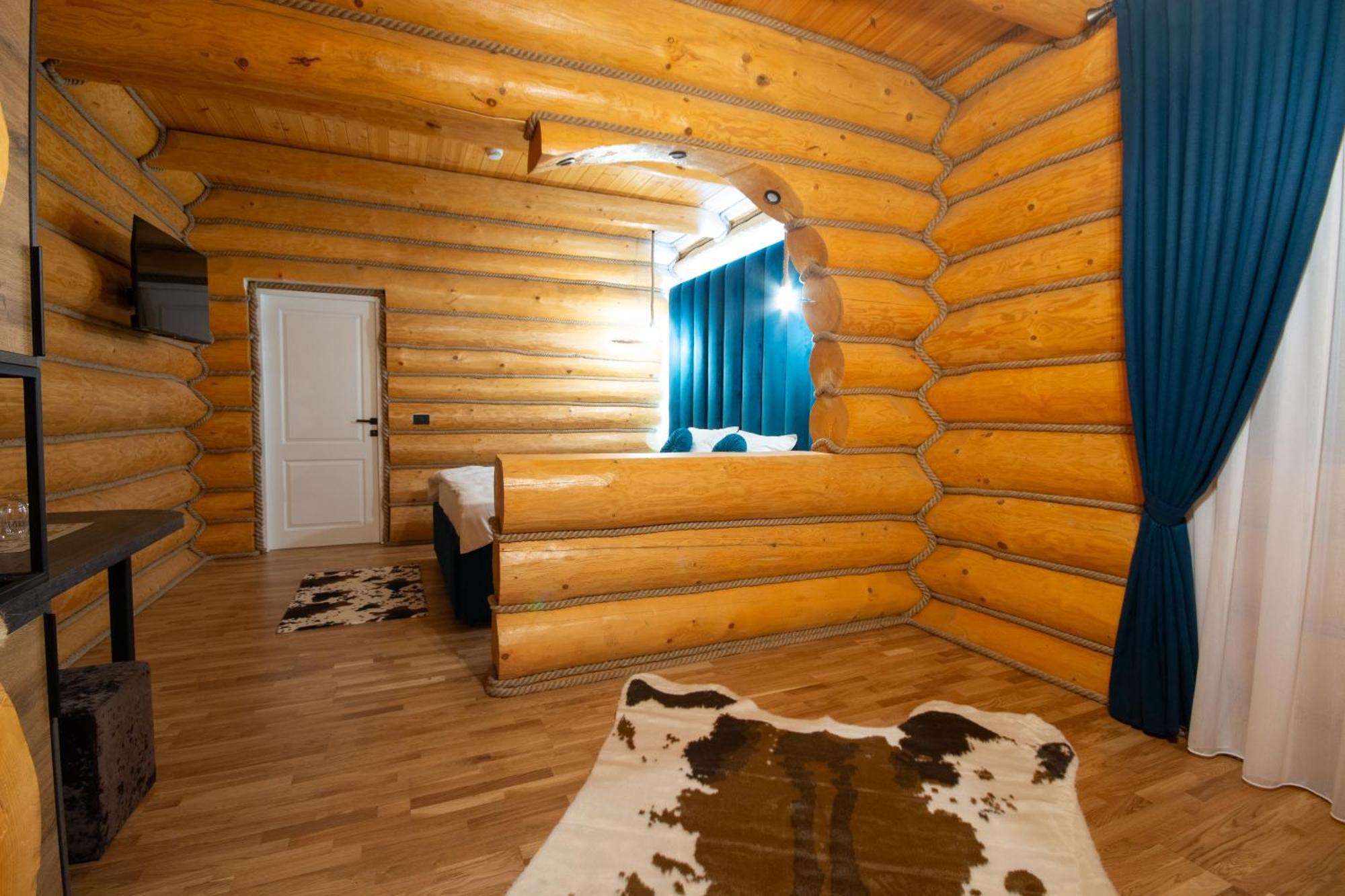 Hotel Domeniul Nordului Bucovlna à Vama  Extérieur photo